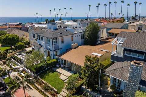 237 Heliotrope Avenue, Corona del Mar, CA 92625