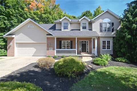 600 Hickory Hollow Drive, Canfield, OH 44406