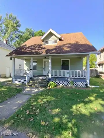 175 Charles Avenue NE, Warren, OH 44483