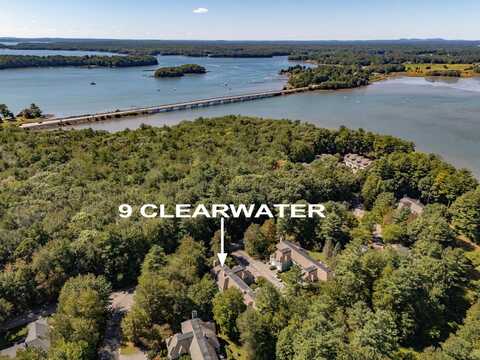 9 Clearwater Drive, Dover, NH 03820