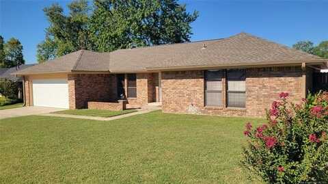 1317 Willow Brook Street, Ada, OK 74820