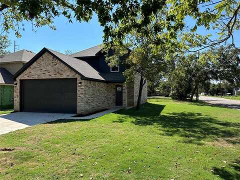 202 Robbins Street, Cleburne, TX 76031