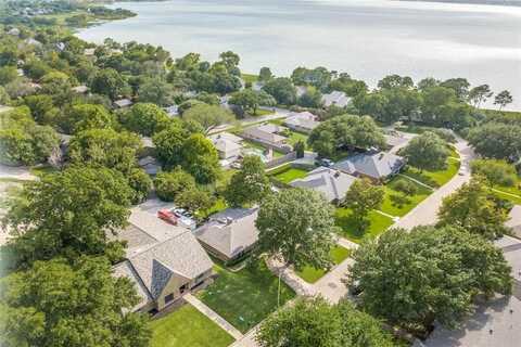 207 Meadowdale Drive, Rockwall, TX 75087