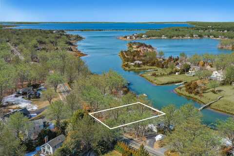 4529 Noyac Road, Sag Harbor, NY 11963