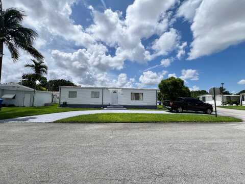 5270 sw 35th street, Davie, FL 33314