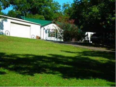 121 Private Road 5123, PALESTINE, TX 75801