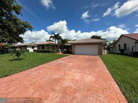 913 NW 110th Ln, Coral Springs, FL 33071