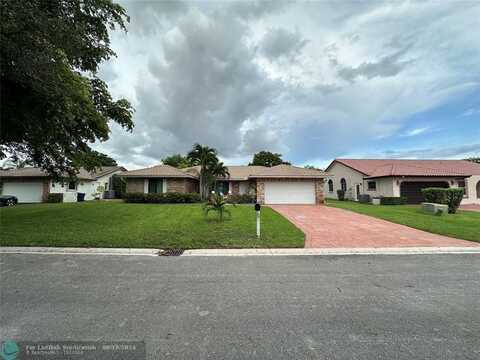 913 NW 110th Ln, Coral Springs, FL 33071