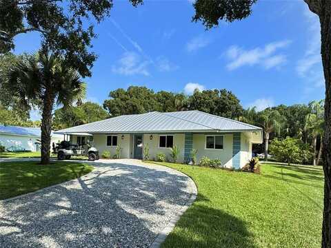 616 Catalina Street, Vero Beach, FL 32960