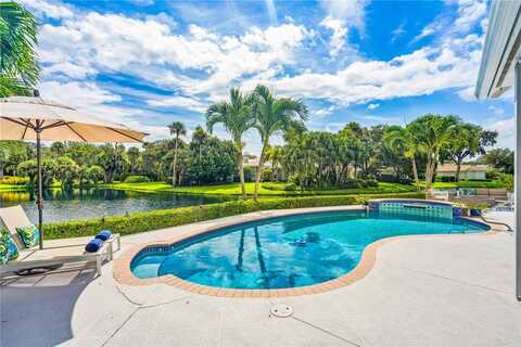 300 Sable Oak Drive, Vero Beach, FL 32963