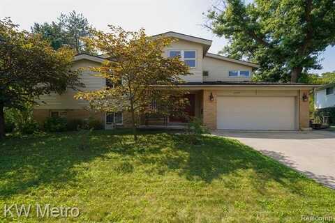 24057 Farmington Road, Farmington, MI 48336