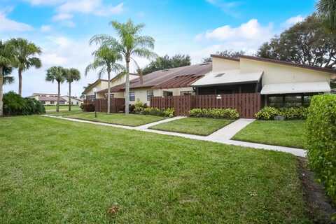 5130 Nesting Way, Delray Beach, FL 33484