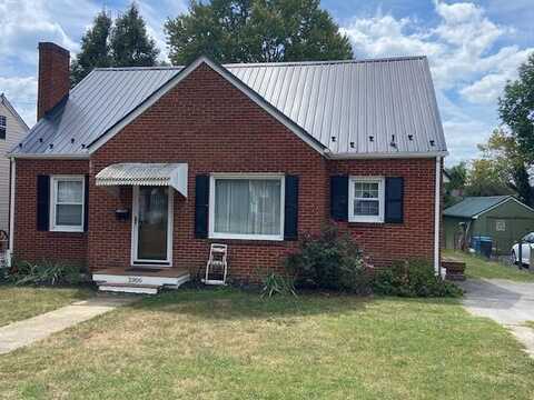 2906 Courtland RD NW, Roanoke, VA 24012