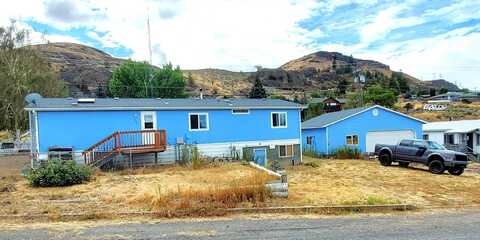 526 Roosevelt Dr, Grand Coulee, WA 99133