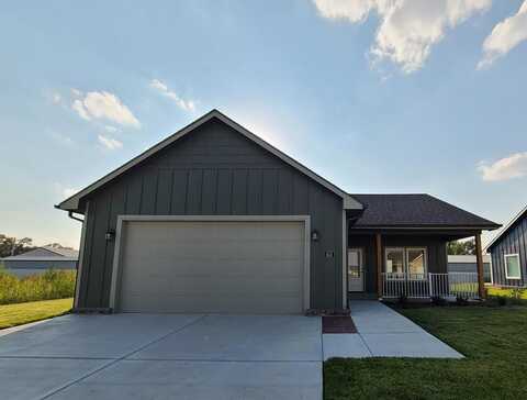 413 Dala Dr, Lindsborg, KS 67456