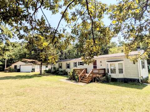 1095 Fern Avenue, Grand Marsh, WI 53936