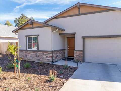 3652 Ginny Court, Redding, CA 96001