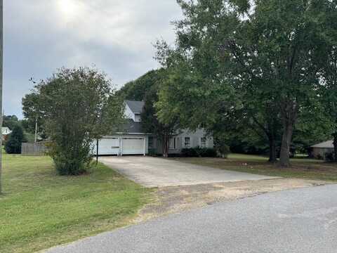 606 Patrick Henry St, Red Bay, AL 35582