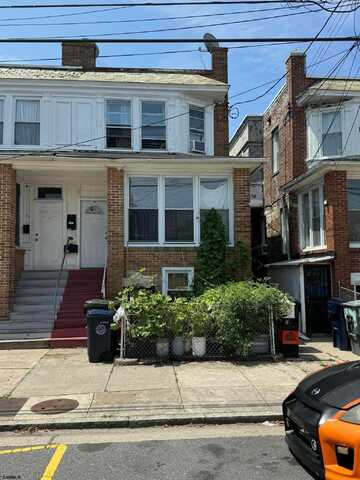 36 N HARTFORD Ave, Atlantic City, NJ 08401