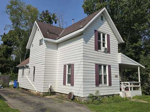 319 N Oak, Owosso, MI 48867