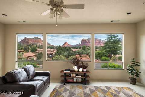 135 Avenida De Piedras, Sedona, AZ 86351