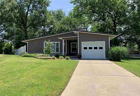 27 Lynwood Drive, Washington, IN 47501