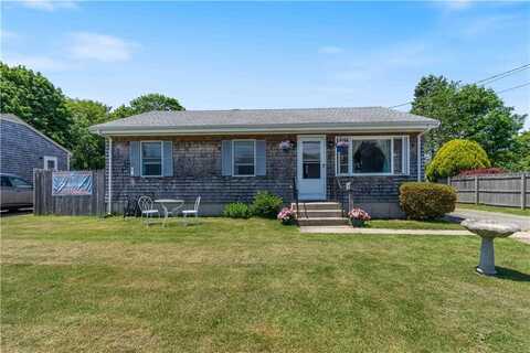 30 Rosedale Terrace, Middletown, RI 02842