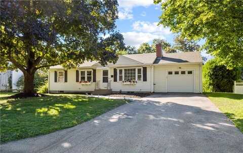 53 Greenmeadow Circle, North Kingstown, RI 02852