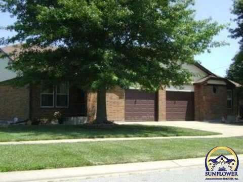 1722/1724 SE 43rd Ter, Topeka, KS 66609