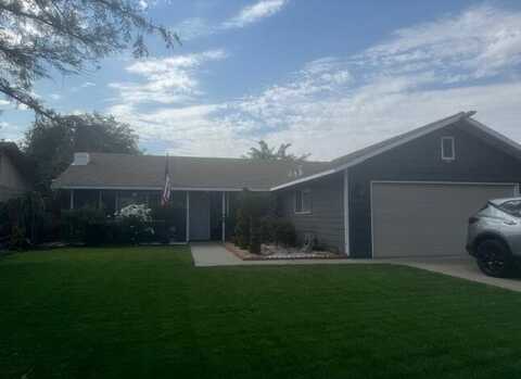 1637 Paradise Avenue, Tulare, CA 93274