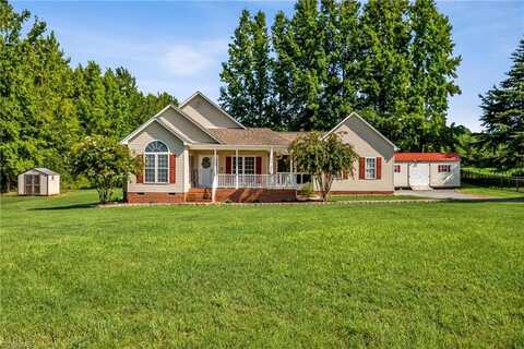 454 Saddlebred Loop, Stokesdale, NC 27357