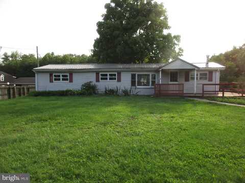 1716 GISH ROAD, MANHEIM, PA 17545