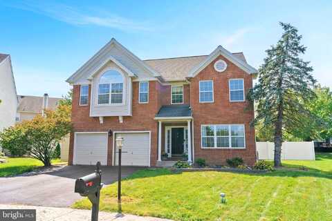 5 LION COURT, ROYERSFORD, PA 19468