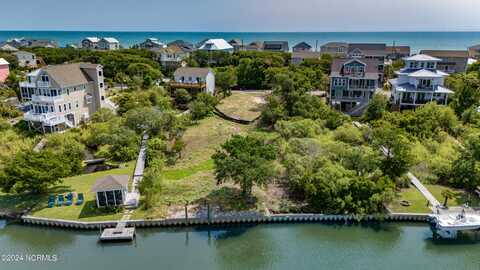 15 W Ridge, Surf City, NC 28455