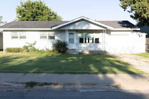 1410 S Harvard Street, Perryton, TX 79070