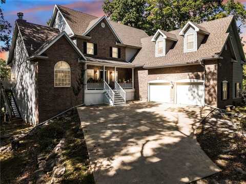 110 Highland Park DR, Eureka Springs, AR 72631