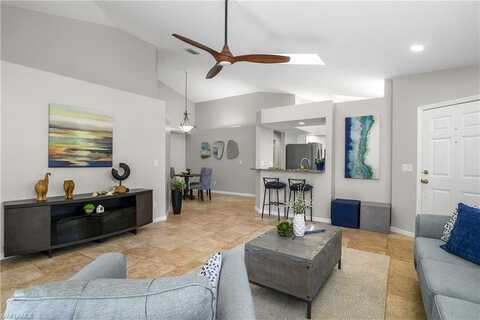 221 Napa Ridge, NAPLES, FL 34119