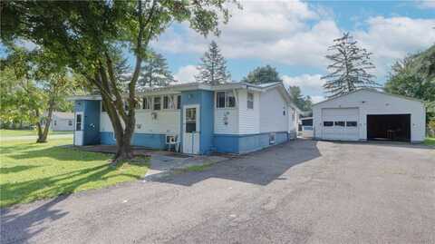 392 Cayuga Drive, Waterloo, NY 13165