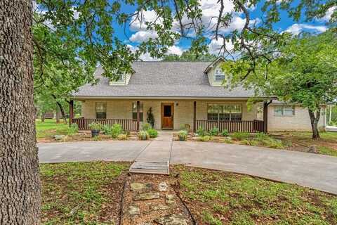 26 Oak Valley Dr, Fredericksburg, TX 78624