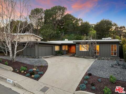 3155 Dona Maria Dr, Studio City, CA 91604