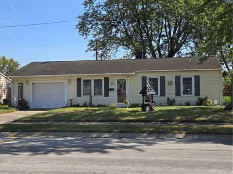 2044 Pond Drive, Springfield, OH 45505