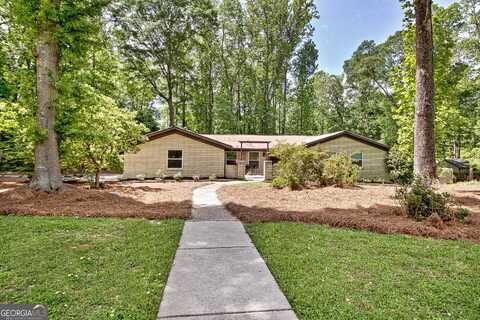 213 Oakmount, Peachtree City, GA 30269