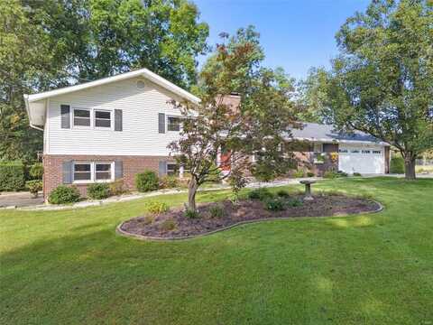 10 Forest Ridge Lane, Troy, MO 63379