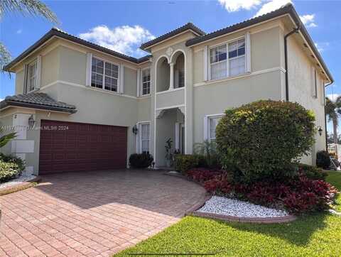 113 Bella Vista Way, Royal Palm Beach, FL 33411