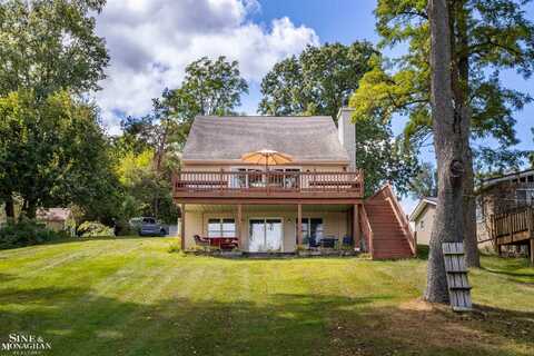 2771 Hemlock, Quincy, MI 49082