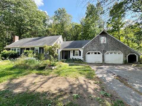 558 Great Rd, Stow, MA 01775