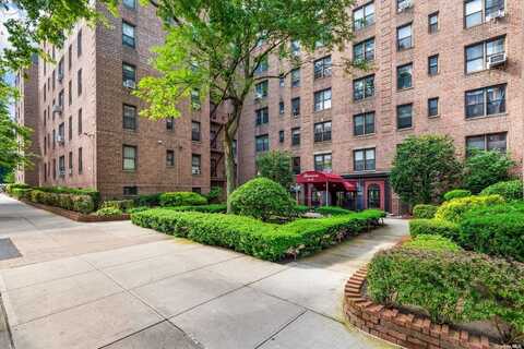 83-05 98th Street, Woodhaven, NY 11421