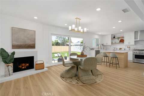 420 Bucknell Road, Costa Mesa, CA 92626