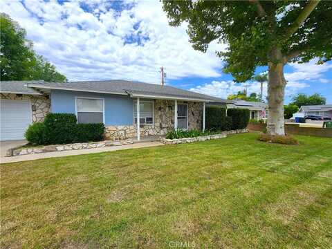 7239 Chicopee Avenue, Lake Balboa, CA 91406