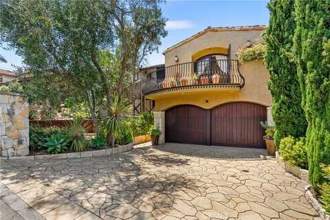 1165 Noria Street, Laguna Beach, CA 92651